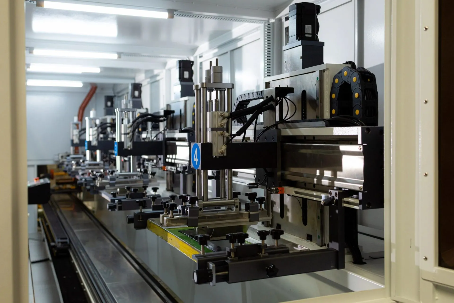 Estaciones de impresión de una línea automática de decoración EAZYMATIC